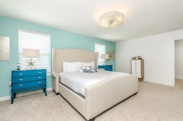Villa (9037HS 6 Bedroom 5 Bathroom Champions)