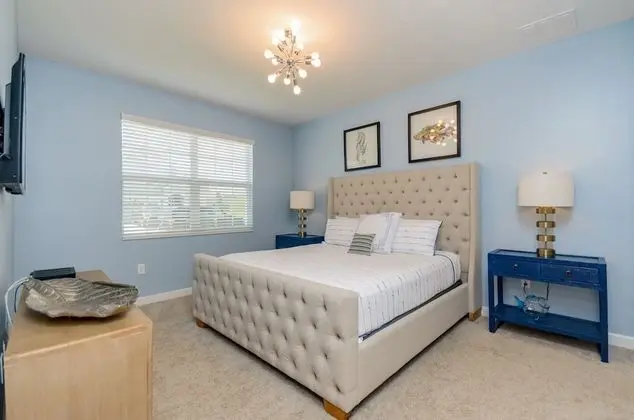 Villa (9037HS 6 Bedroom 5 Bathroom Champions)