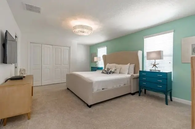 Villa (9037HS 6 Bedroom 5 Bathroom Champions)