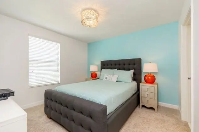 Villa (9037HS 6 Bedroom 5 Bathroom Champions)