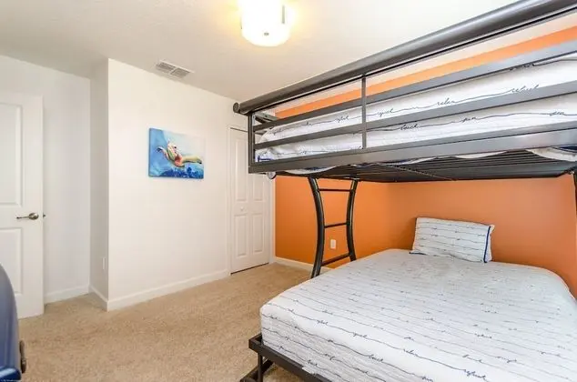 Villa (9037HS 6 Bedroom 5 Bathroom Champions)