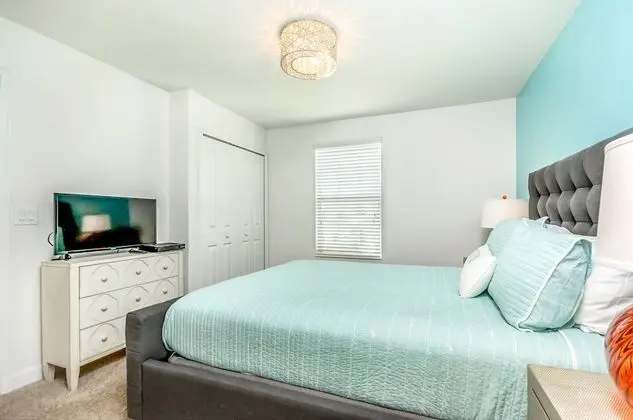 Villa (9037HS 6 Bedroom 5 Bathroom Champions)
