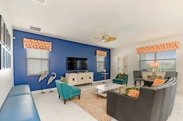 Villa (9037HS 6 Bedroom 5 Bathroom Champions)