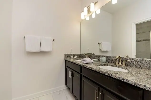 Villa (9037HS 6 Bedroom 5 Bathroom Champions)