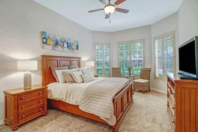 Ev (9073 Prosperity Way)