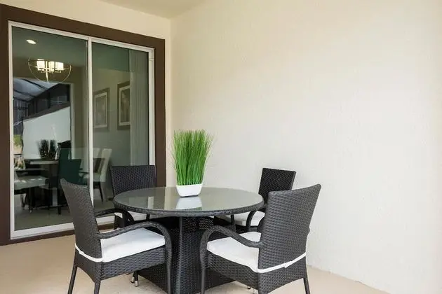 Daire, Birden Çok Yatak (9077DD - NON RENTING 2-15-21 the Retr)
