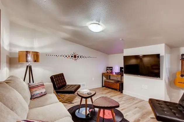 Ev, Birden Çok Yatak, Veranda, Bahçe Manzaralı (908 Jerome St. (Unit 1)*)