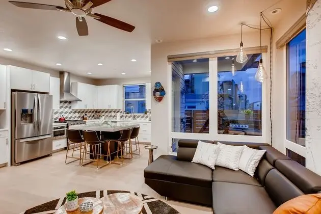 Ev, Birden Çok Yatak, Veranda, Bahçe Manzaralı (908 Jerome St. (Unit 1)*)