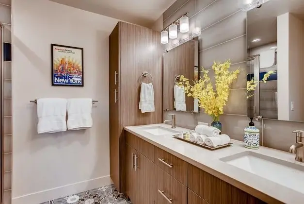 Ev, Birden Çok Yatak, Veranda, Bahçe Manzaralı (908 Jerome St. (Unit 4)*)