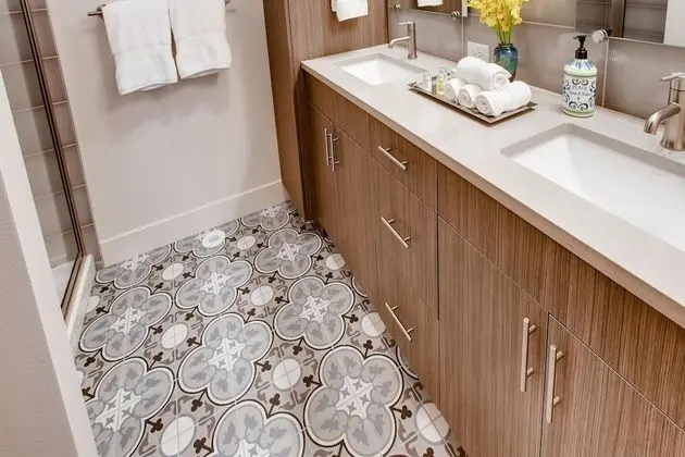 Ev, Birden Çok Yatak, Veranda, Bahçe Manzaralı (908 Jerome St. (Unit 4)*)