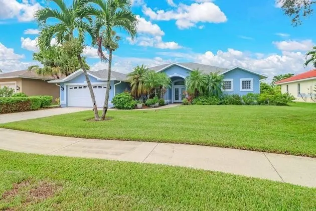Ev (9151 Kings Cove Ct)