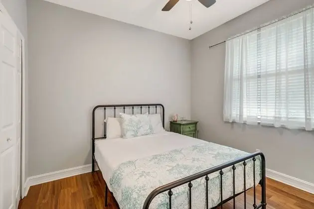 Ev (9151 Kings Cove Ct)