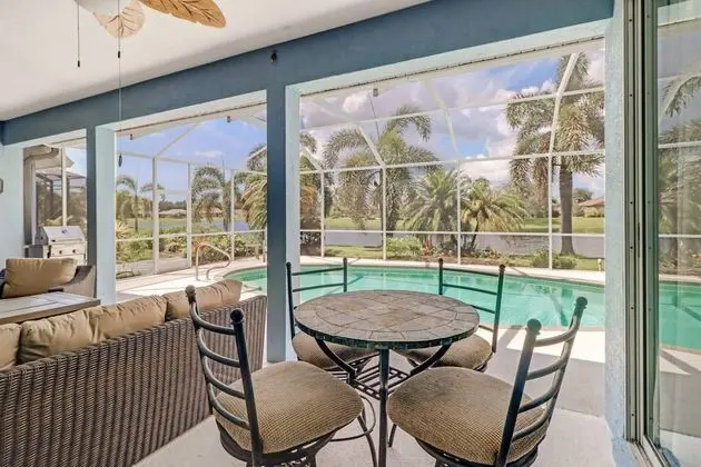 Ev (9151 Kings Cove Ct)