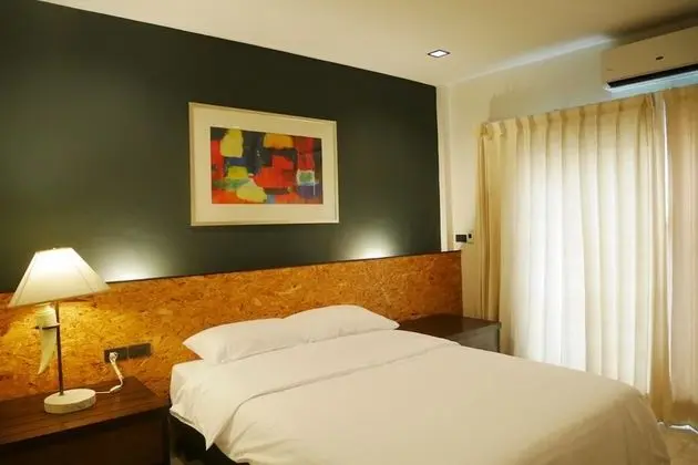 Standard Room, Queen Bed, Non Smoking