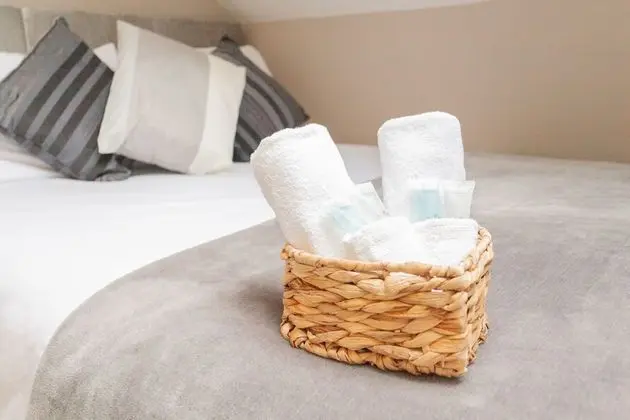 Comfort Tek Büyük Yataklı Oda