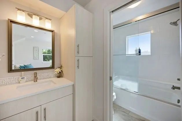 Ev, Birden Çok Yatak, Veranda, Bahçe Manzaralı (938 Jerome St. (Unit 1))