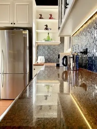 Luxury Ev, 5 Yatak Odası, Mutfak, Avlu