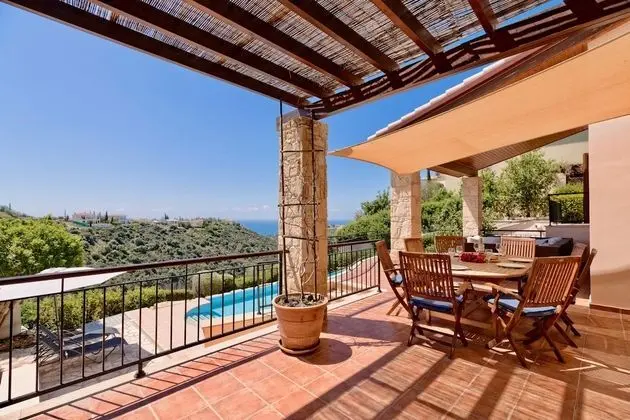 Villa, 4 Yatak Odası, Kişiye Özel Havuzlu