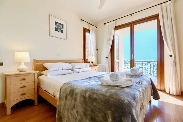 Villa, 4 Yatak Odası, Kişiye Özel Havuzlu