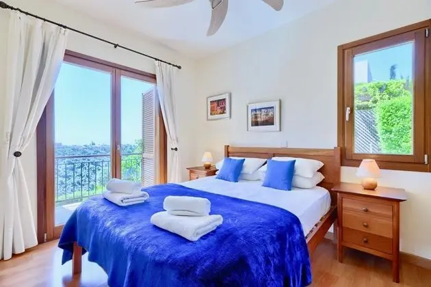 Villa, 4 Yatak Odası, Kişiye Özel Havuzlu
