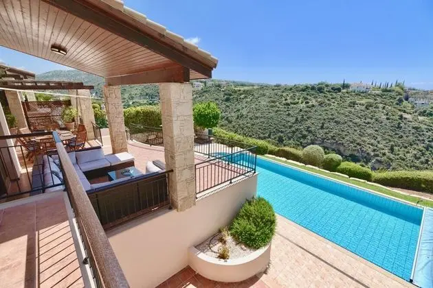 Villa, 4 Yatak Odası, Kişiye Özel Havuzlu