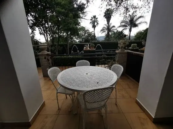 Family Süit, 2 Yatak Odası (Two-Bedroom Suite)