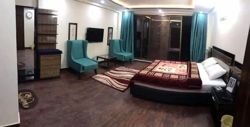 Deluxe Tek Büyük Yataklı Oda
