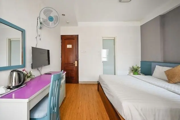Deluxe Tek Büyük Yataklı Oda