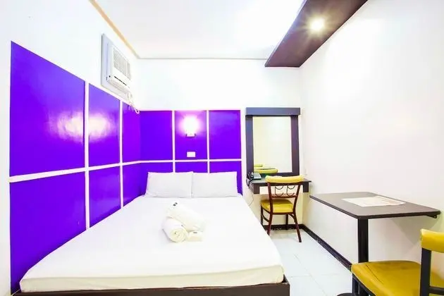 Fiesta Room (No Window)