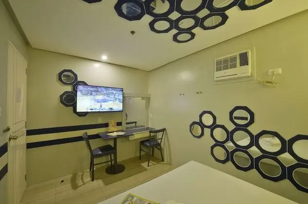 Premium Room (No Window)