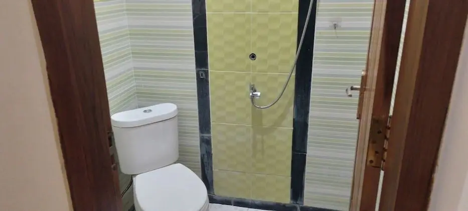 Economy Tek Büyük Yataklı Oda