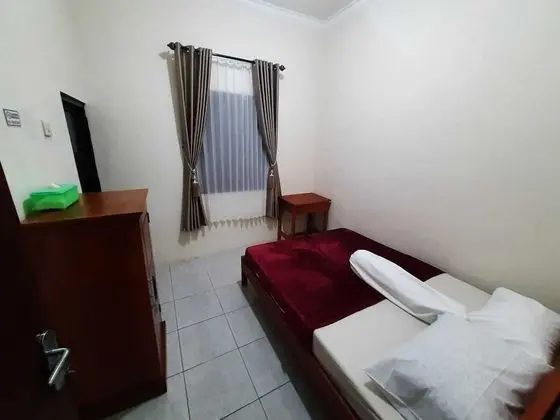 Basic Tek Büyük Yataklı Oda