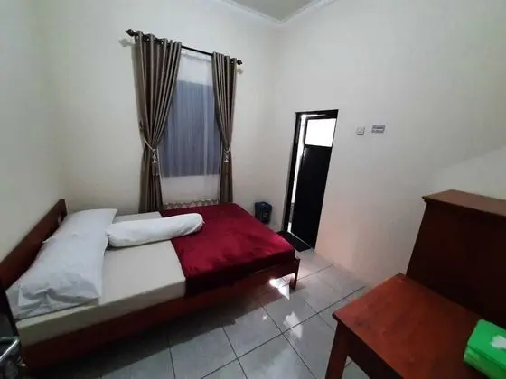 Economy Tek Büyük Yataklı Oda