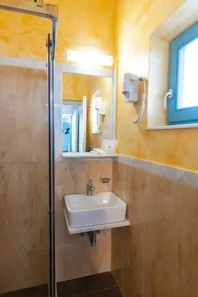 Tek Büyük Yataklı Oda, Balkon