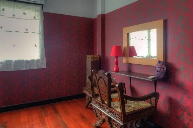 Tek Büyük Yataklı Oda (Shared Bathroom)