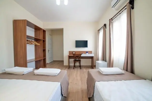 Çift Kişilik, Şehir Manzaralı