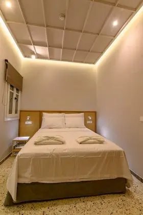 Basic Tek Büyük Yataklı Oda