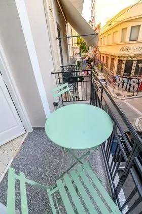 City Tek Büyük Yataklı Oda