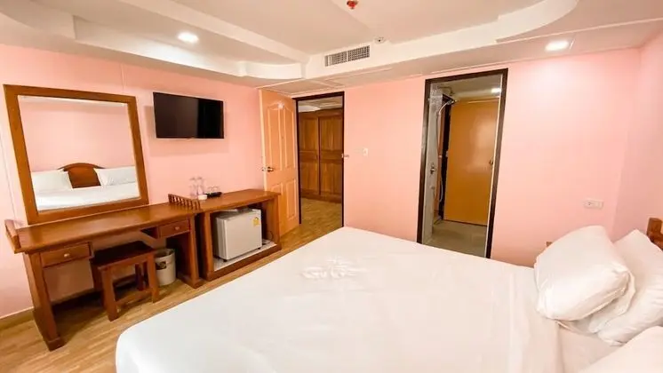 Standard Üç Kişilik Oda, Sigara İçilmez, Şehir Manzaralı
