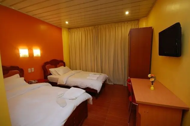Standard A, 2 Single Beds
