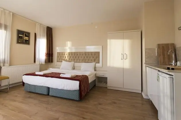 Tek Kişilik, Bahçe Manzaralı