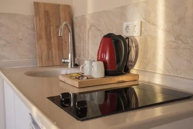 Tek Kişilik, Bahçe Manzaralı