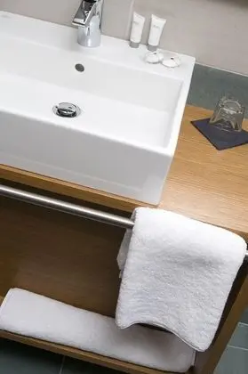 Junior Süit (Acropolis View)