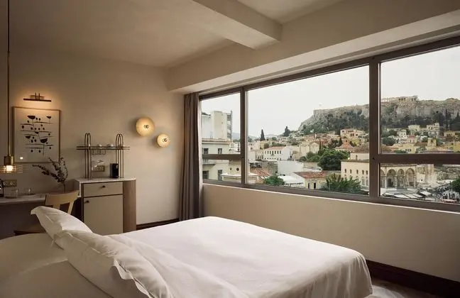 Junior Süit (Acropolis View)