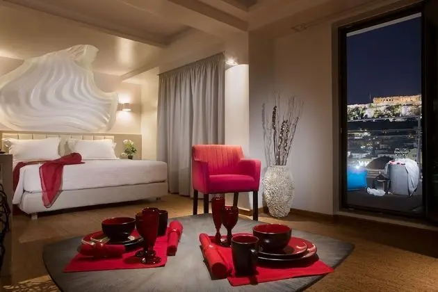Süit (Red Suite, Acropolis View)