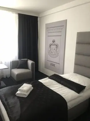 Comfort Tek Büyük veya İki Ayrı Yataklı Oda