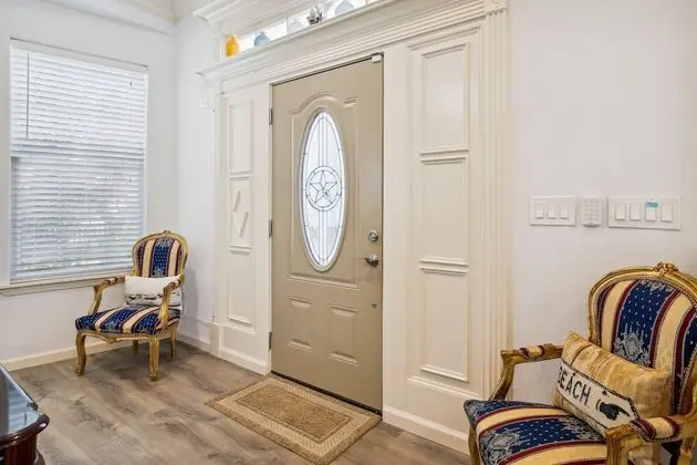 Ev, Birden Çok Yatak, Veranda, Şehir Manzaralı