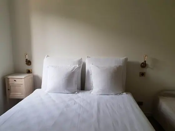 Deluxe Oda, Sigara İçilmez (Bella Stonda)