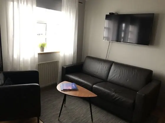 Basic Tek Büyük Yataklı Oda, 1 Büyük (Queen) Boy Yatak, Ortak Banyo (Large)