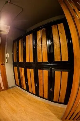 8-Beds Mixed Shared Dormitory